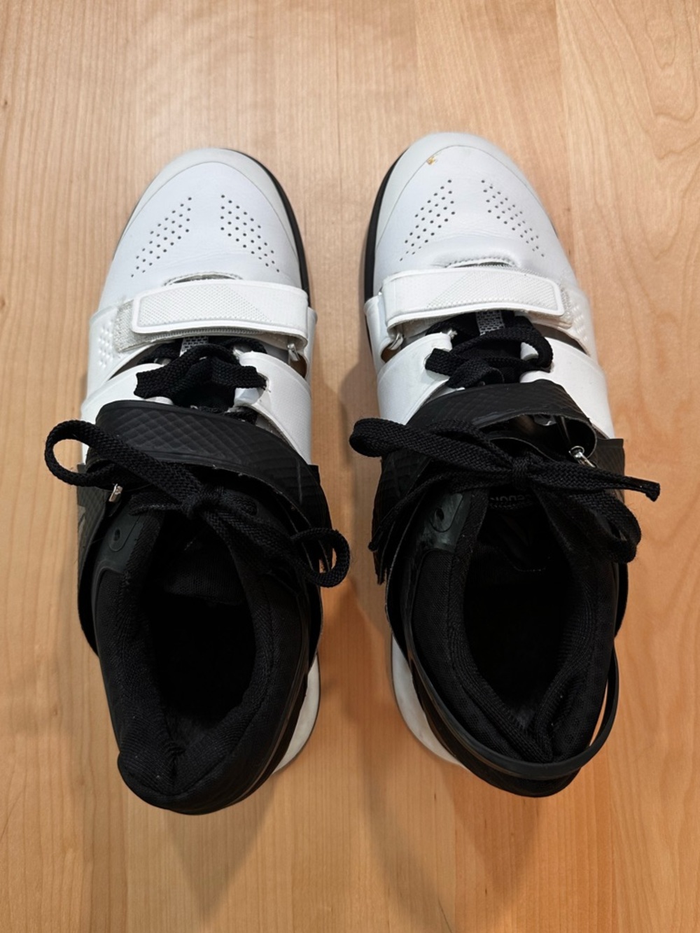 Reebok White and Black Men's Athletic Shoes